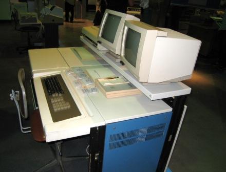 Bedien- und Service- Prozessor EC 1557